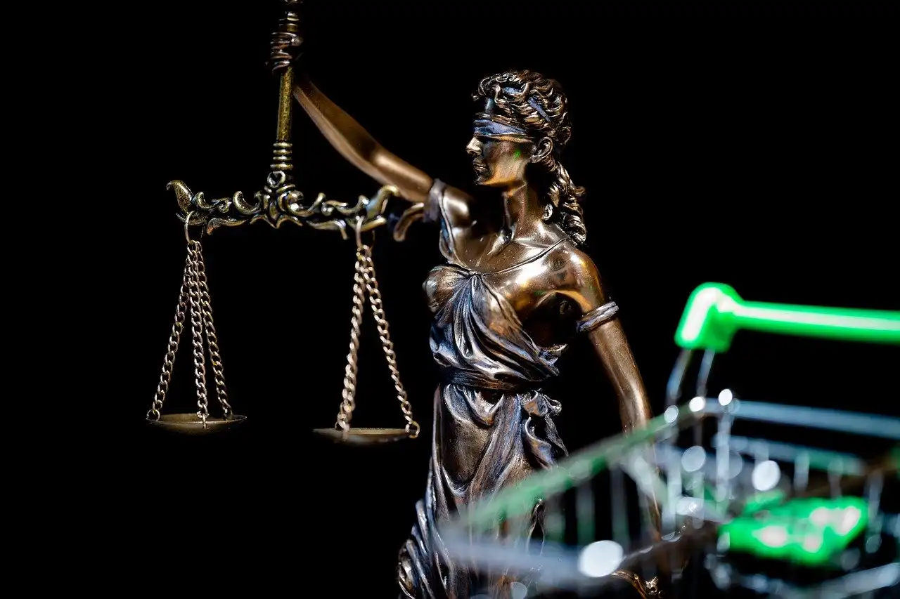 Justiz